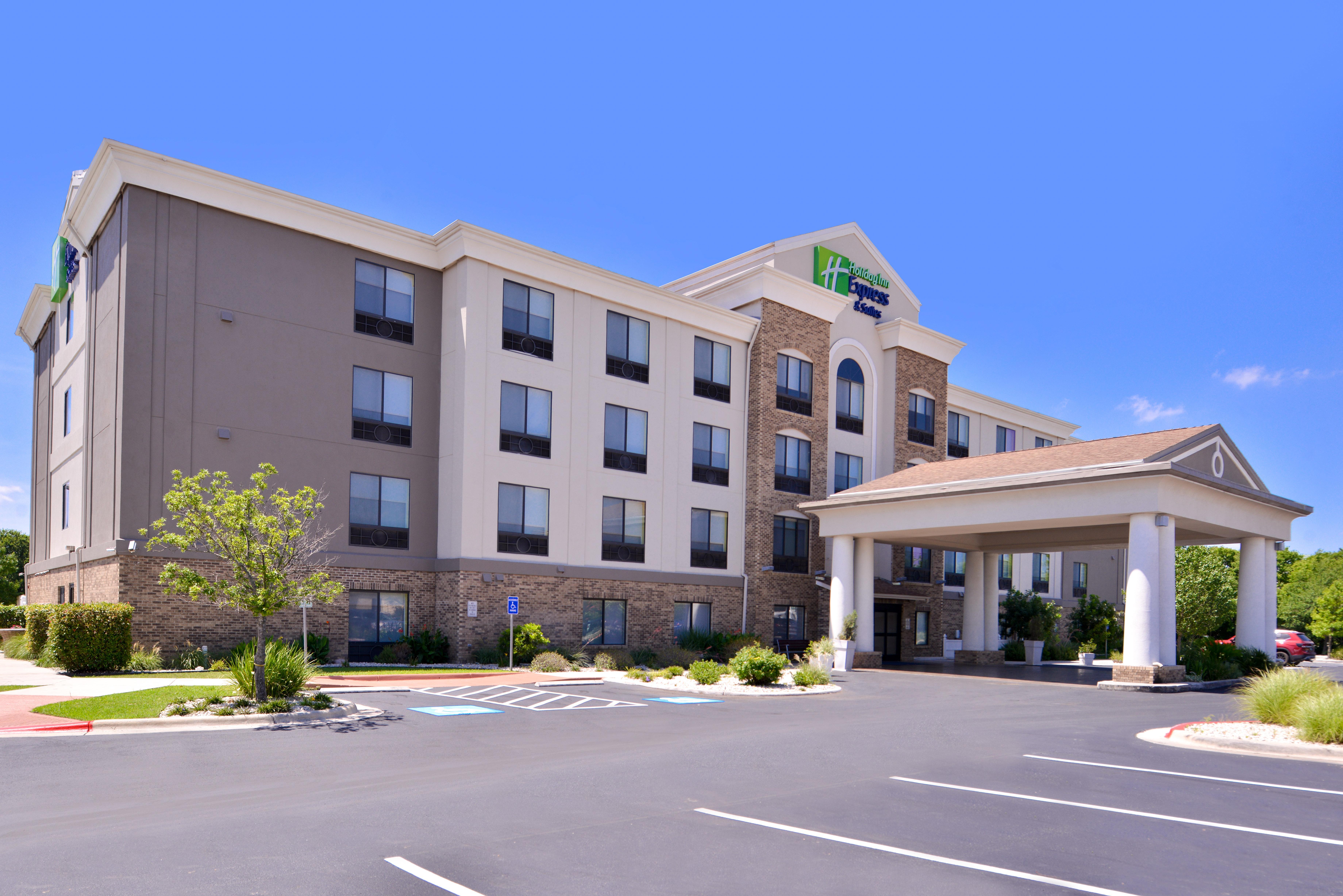 Holiday Inn Express & Suites Selma By Ihg Exterior foto