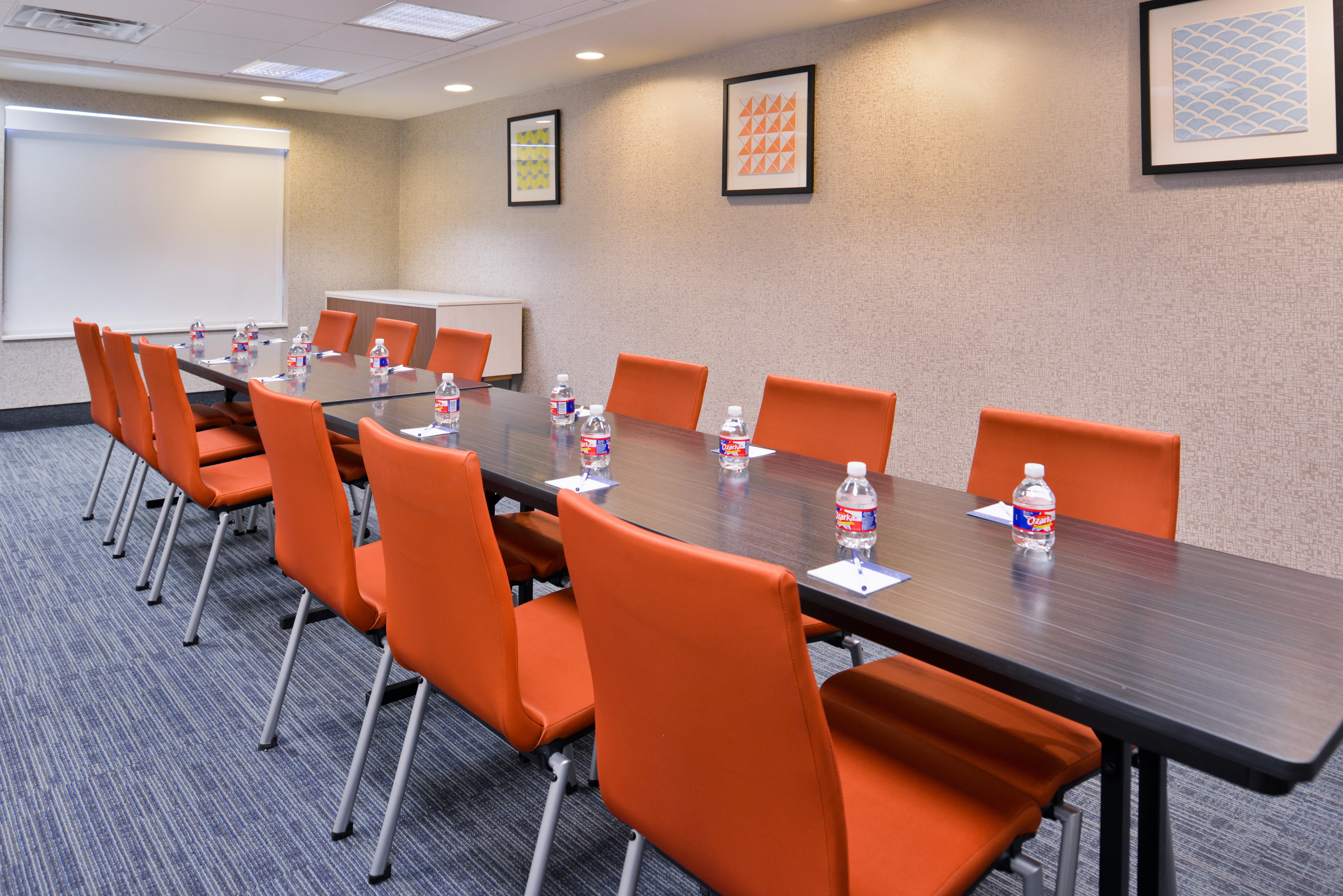Holiday Inn Express & Suites Selma By Ihg Exterior foto